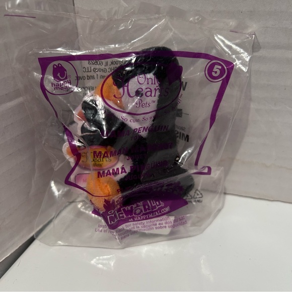 Lot of 4 McDonald Happy Meal plush toys (cat, penguin, panda and bear) - Picture 8 of 14